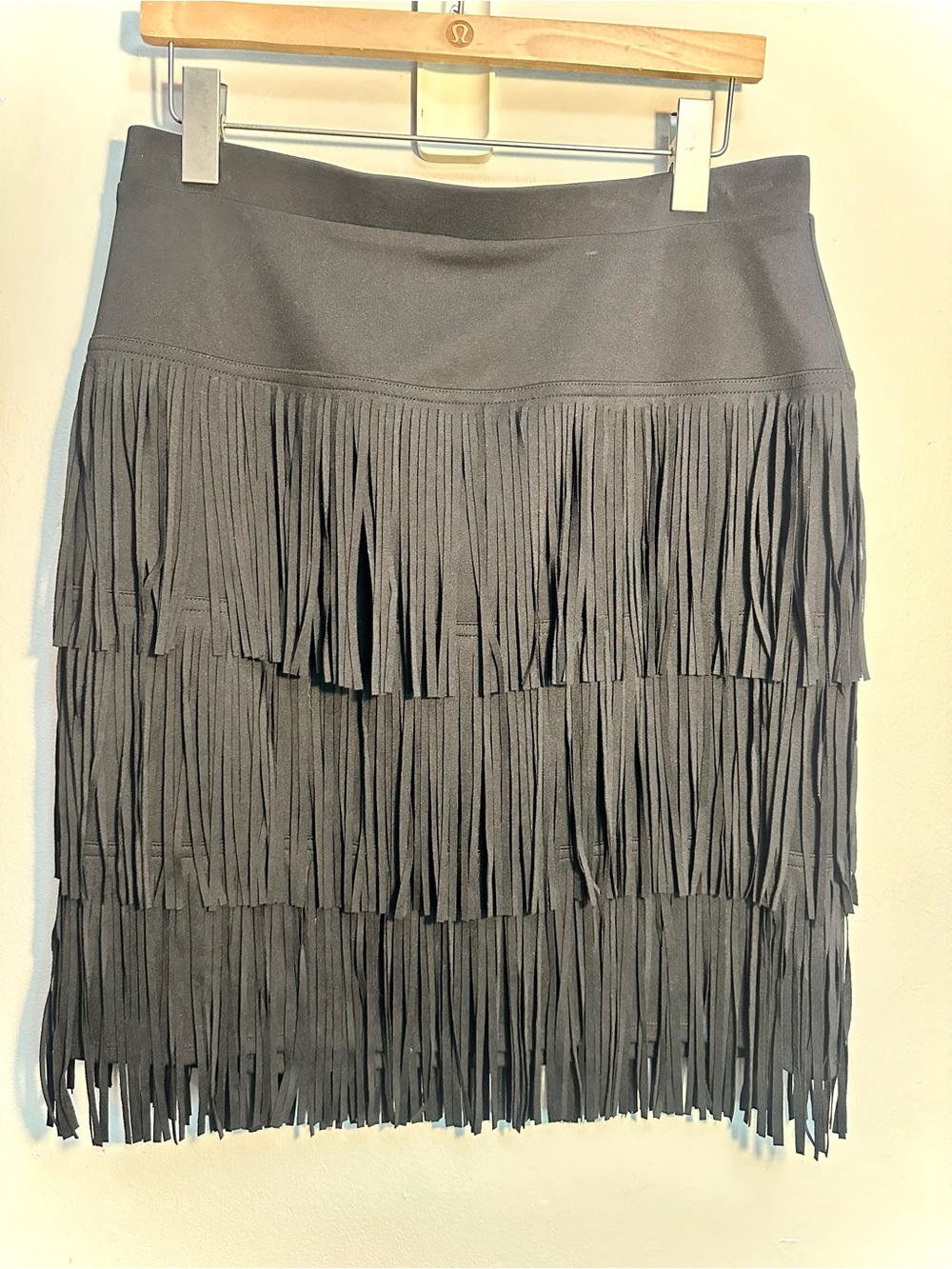 Chico’s Women’s Fancy Fringe Skirt Size 1 Black Elastic Stretch Midi Skirt